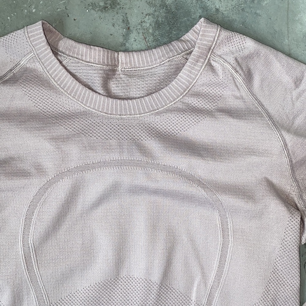 Lululemon Swiftly Tech Long Sleeve Shirt - Picture 2 of 2
